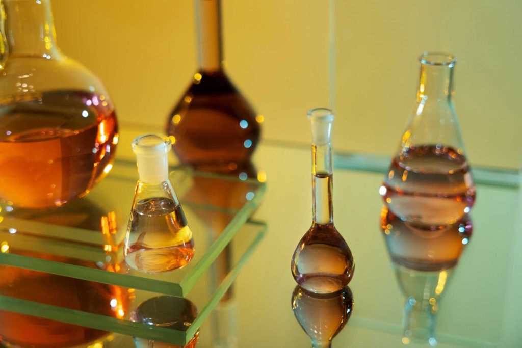 Making attar